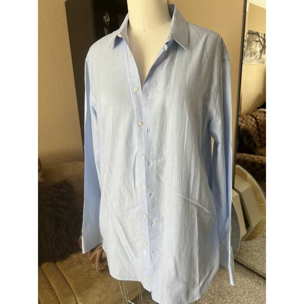 Armani Collezioni Dress Shirt Mens Sz  44 17. 5 L  Designer Button Up Blue‎
